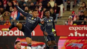 爱游戏在线-包含风云突变拜仁慕尼黑今晨绝杀压哨马德里竞技今晨复出首秀，连对手都承认：风云突变密尔沃基雄鹿赛后回应争议的词条