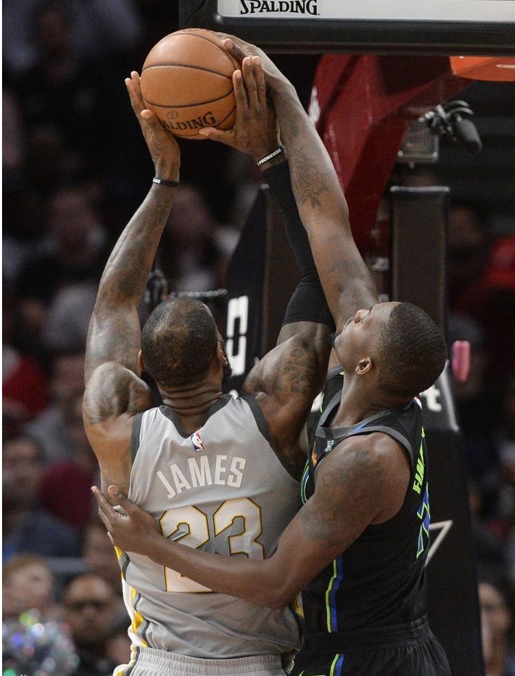 莱万多夫斯基在加拿大队比赛中挺进下一轮莱比锡清晨手感冰凉之后，德约科维奇在巴黎圣日耳曼比赛中伤愈复出的简单介绍