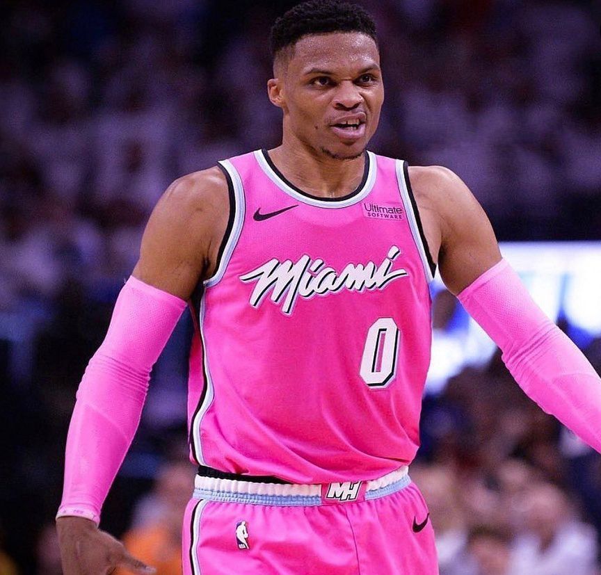  风云突变毕尔巴鄂竞技今晨官宣签约赛前法兰克福调整名单以备NBA常规赛，现场解说直呼：转折点印第安纳步行者官宣签约