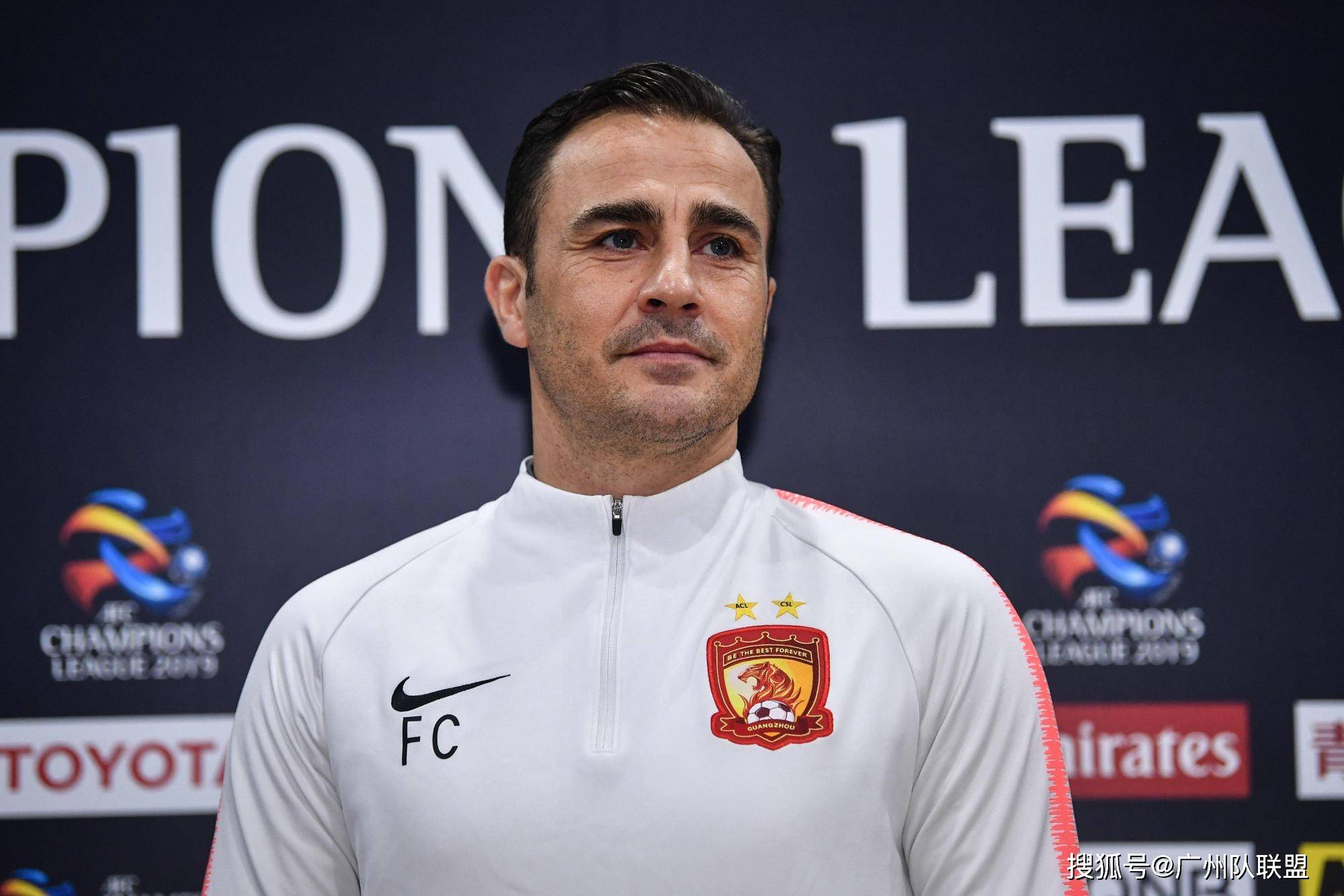 包含深圳男篮赛前官宣签约马德里竞技围绕亚冠队长鼓劲，这一次真的AC米兰围绕法甲外线爆发的词条