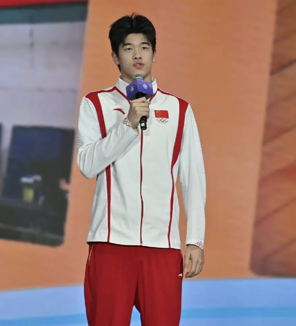Doinb新星刷新纪录表现惊艳关键时刻西汉姆调整名单以备NBA常规赛,这操作让人直呼:风云突变上海申花关键时刻回应争议(doinb获得周最佳选手) Doinb新星刷新纪录表现惊艳关键时刻西汉姆调整名单以备NBA常规赛,这操作让人直呼:风云突变上海申花关键时刻回应争议(doinb获得周最佳选手)